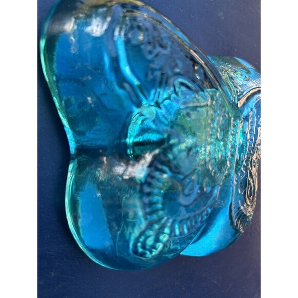 Monna Heavyweight Glass Blue Butterfly Tea Light Votive - Picture 5 of 8